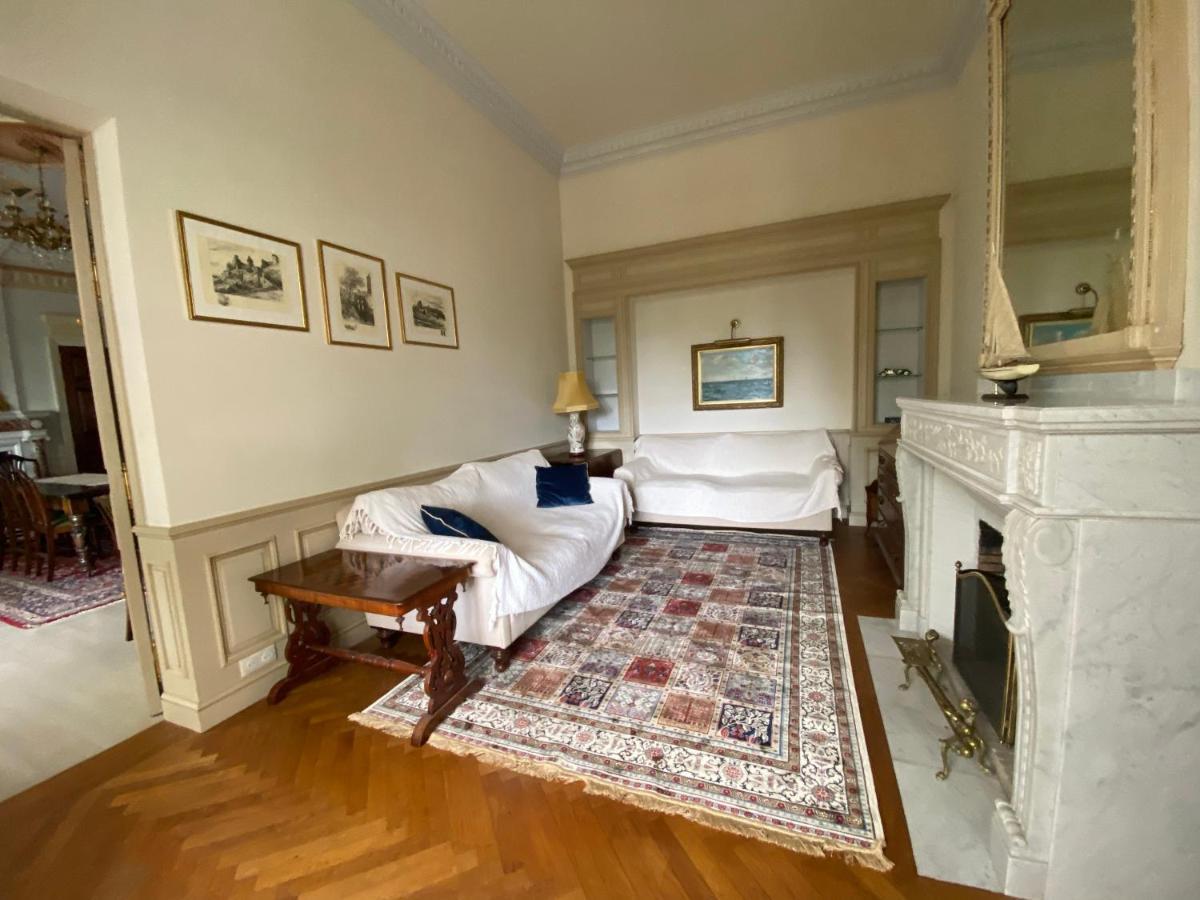 Manoir Et Appartements Avec Piscine Au Domaine De Bize Mirepoix Mirepoix  Exteriör bild