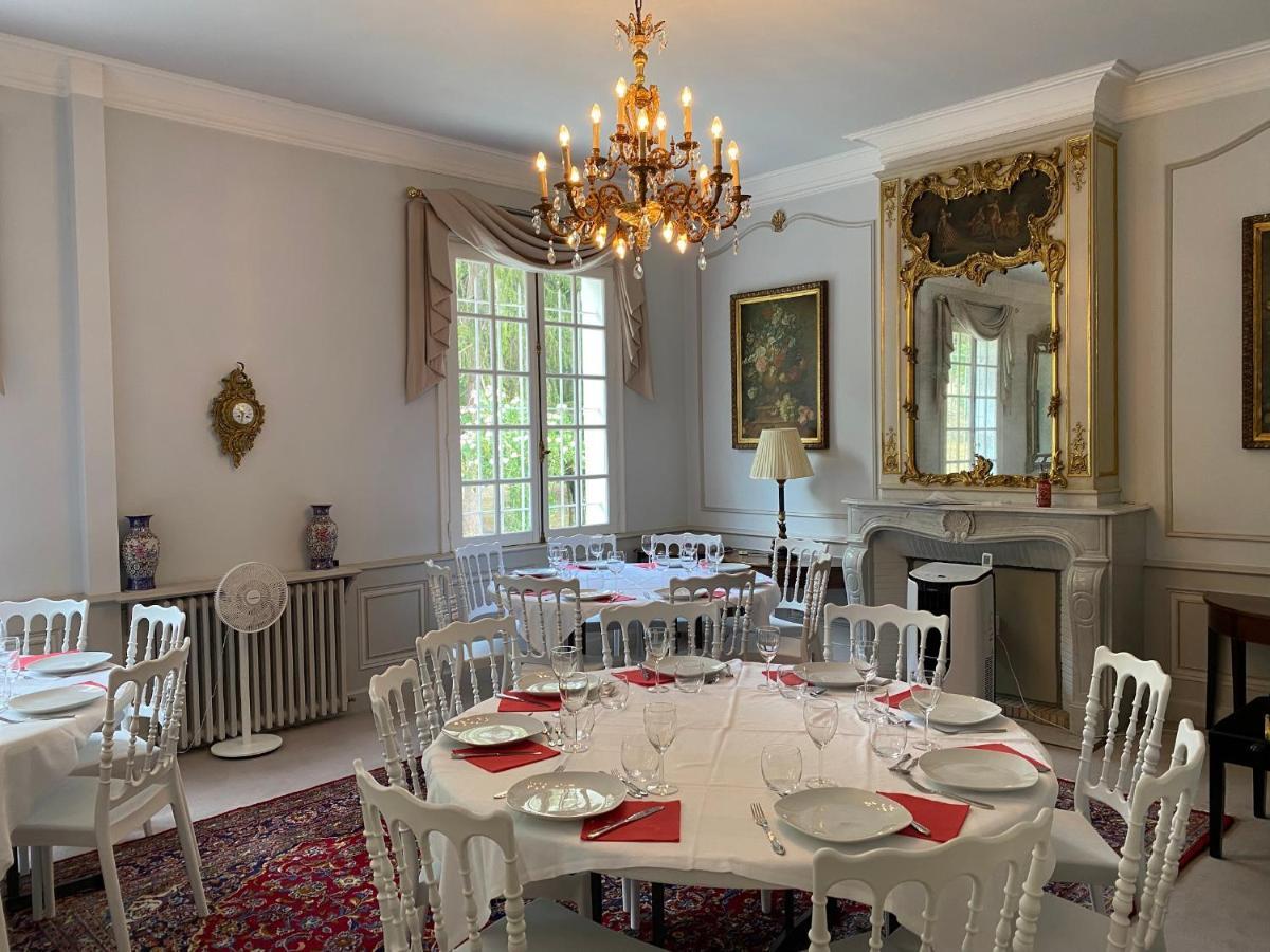 Manoir Et Appartements Avec Piscine Au Domaine De Bize Mirepoix Mirepoix  Exteriör bild